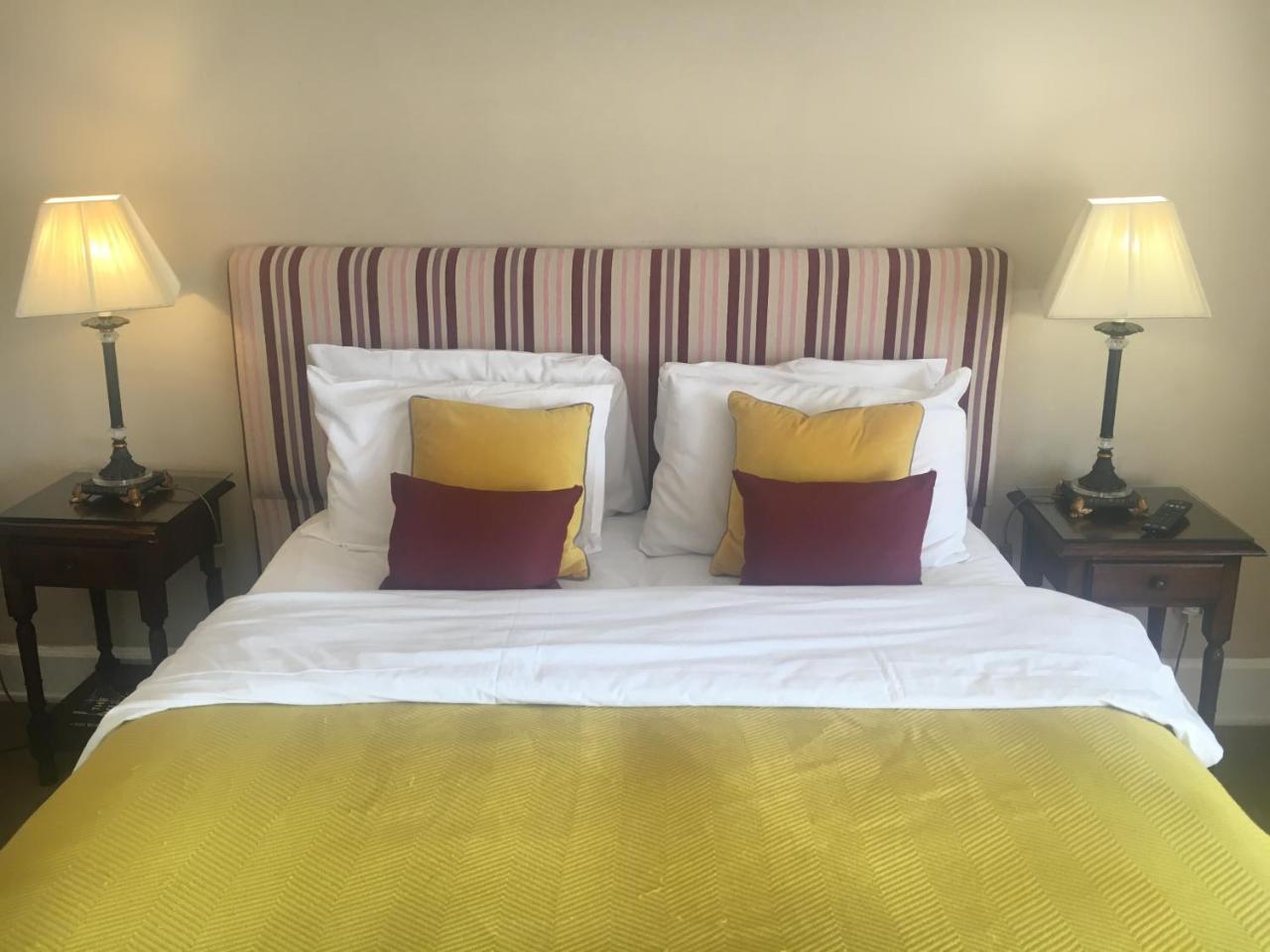 Dinham Hall & Elliotts Bistro Hotel Ludlow Luaran gambar